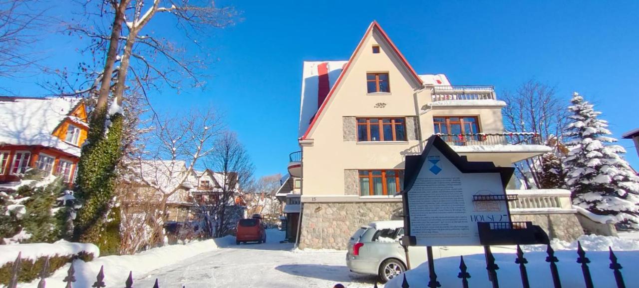 House'27
